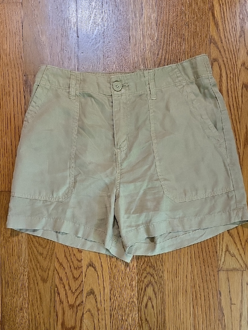 Sanctuary Relaxed Khaki Shorts With 4" Rise | XS